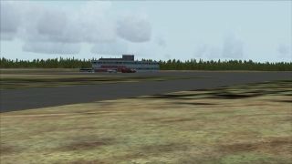 Screenshot 15 — Usinsk Airport Scenery