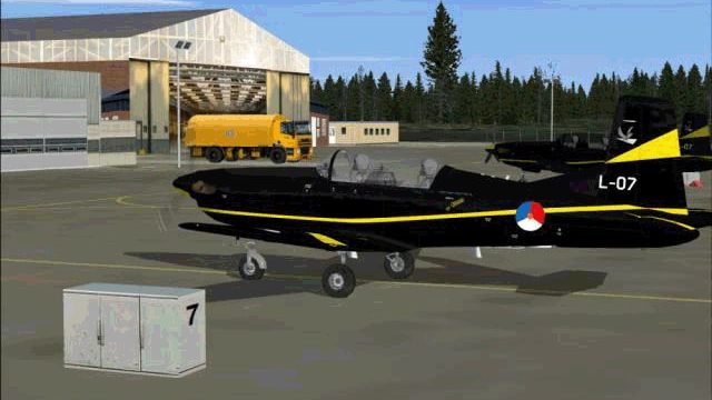 Screenshot 1 — NL2000 V4 EHWO Scenery