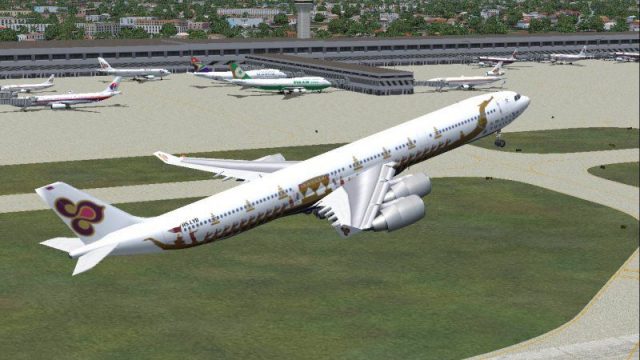 Screenshot 1 — Airbus A-340-500, Thai Airways Royal Barge Livery