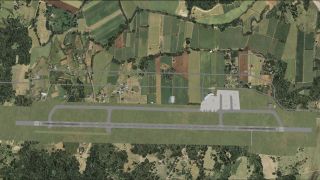 Screenshot 1 — Magdeburg-Cochstedt International Airport Scenery