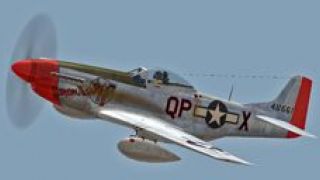 Screenshot 2 — North American P-51D 'Yokahama Yardbird'