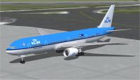 Screenshot of KLM Boeing 777-300 on the ground.