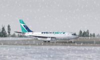 Screenshot of Westjet Boeing 737-200 on runway.