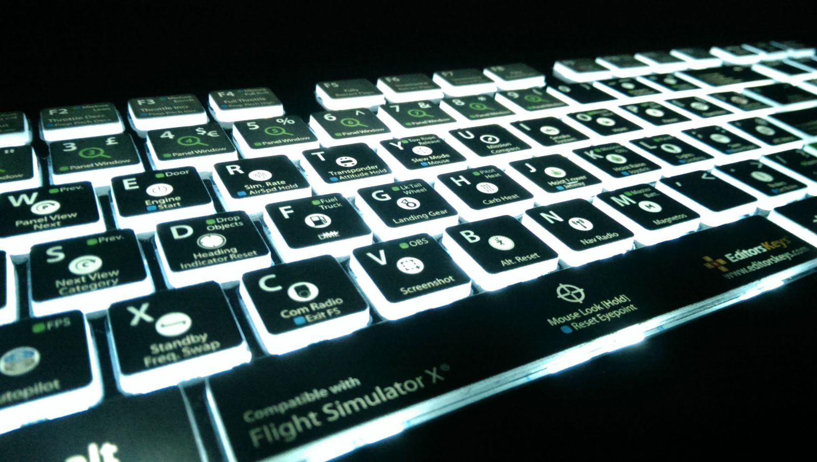 The dedicated backlit keyboard for Microsoft Flight Simulator X