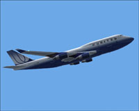 Screenshot of United Airlines Boeing 747-422 in flight.