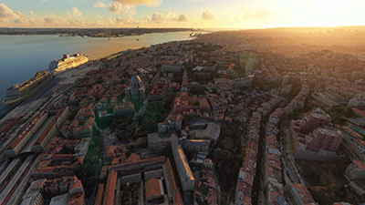 Image showing Lisbon City and the dock area in MSFS after installing this freeware mod.