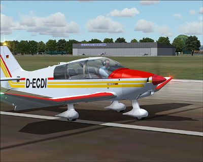 Robin 135 CDI on runway.
