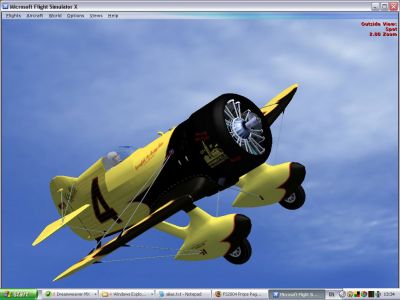 Screenshot of Gee Bee Model Z Supersports in flight.